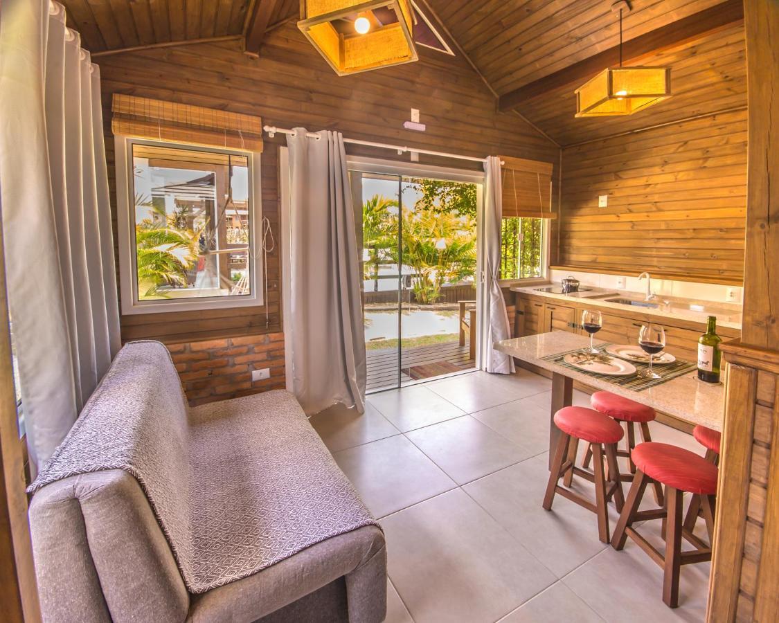 Villa Suhr Cabanas Прайя-ду-Роза Екстериор снимка